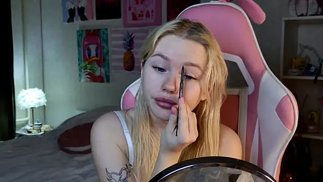 LexieLoree online show from 29, 1, 2025