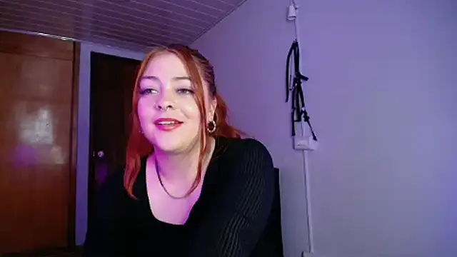 Snapshot of Layna_cold chatting on 13, 2, 2025 Layna cold online show from 13, 2, 2025