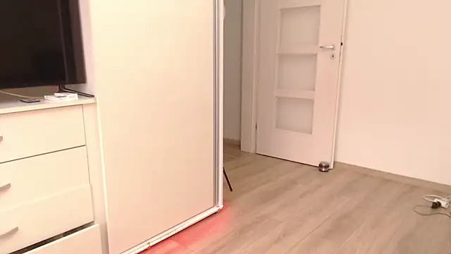 amberdoll4u online show from 4, 1, 2025