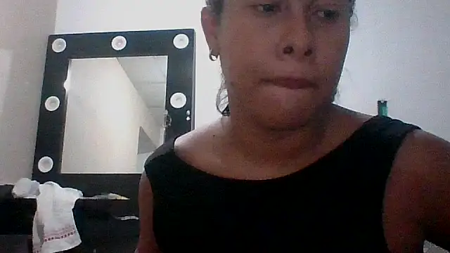 Kitra New online show from 15, 4, 2026