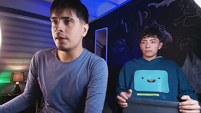 thiago rockwelll online show from 15, 4, 2026