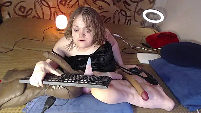 MiniNatalie online show from 9, 2, 2025