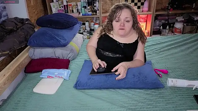 MiniNatalie online show from 5, 12, 2025