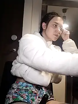 Isabella 21x online show from 27, 2, 2025