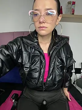 Isabella 21x online show from 11, 3, 2025