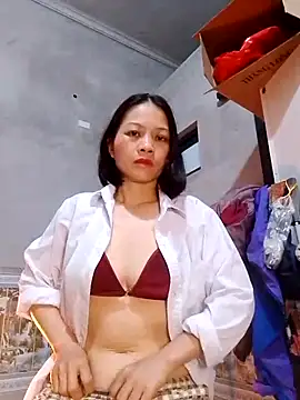 Snapshot of Aninyin22 chatting on 18, 2, 2025 Aninyin22 online show from 18, 2, 2025