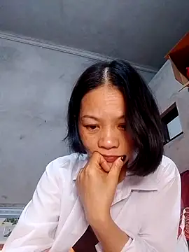 Snapshot of Aninyin22 chatting on 28, 2, 2025 Aninyin22 online show from 28, 2, 2025