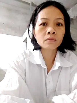 Snapshot of Aninyin22 chatting on 3, 11, 2025 Aninyin22 online show from 3, 11, 2025