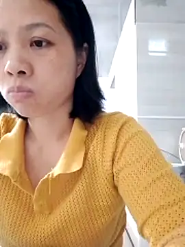 Snapshot of Aninyin22 chatting on 3, 12, 2025 Aninyin22 online show from 3, 12, 2025