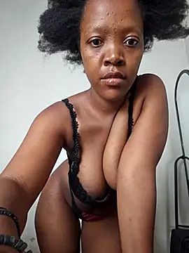 curvysexybody online show from 29, 3, 2026