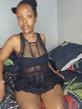 Snapshot of curvysexybody chatting on 12, 6, 2026 curvysexybody online show from 12, 6, 2026
