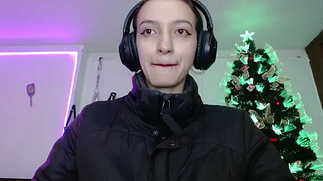 Eloise-brown online show from 18, 12, 2024