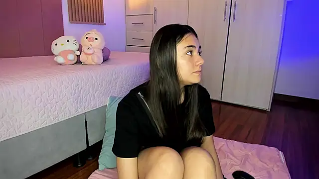 mia nevaeh online show from 16, 11, 2025