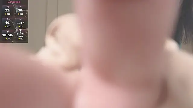 Snapshot of Ake_Mi chatting on 27, 11, 2025 Ake Mi online show from 27, 11, 2025