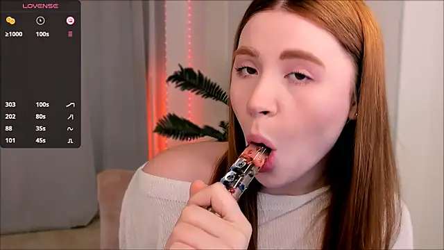 Freckle Diyana online show from 25, 1, 2025