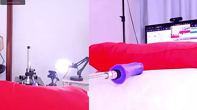 Saskia  Summer online show from 9, 3, 2025