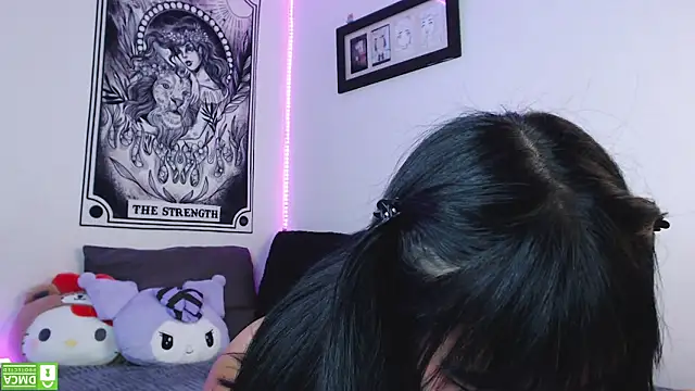 Snapshot of babycat4_ chatting on 9, 12, 2024 babycat4 online show from 9, 12, 2024