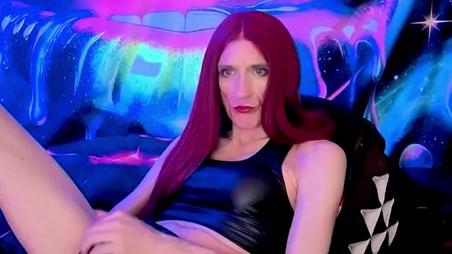 LuvNuk online show from 15, 11, 2025