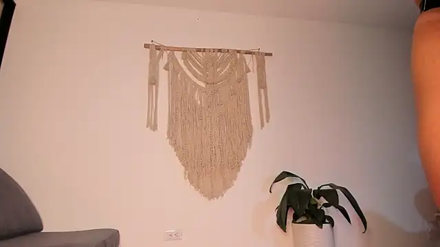 molly cams8 online show from 5, 1, 2025