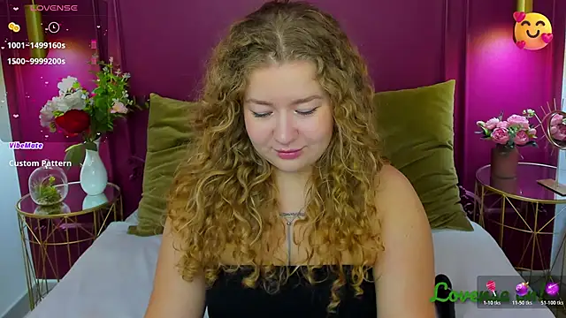 Snapshot of CassieRide chatting on 19, 11, 2025 CassieRide online show from 19, 11, 2025