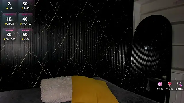 Snapshot of _noahjones chatting on 10, 12, 2024  noahjones online show from 10, 12, 2024