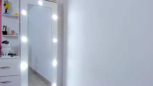 Snapshot of _noahjones chatting on 18, 1, 2025  noahjones online show from 18, 1, 2025