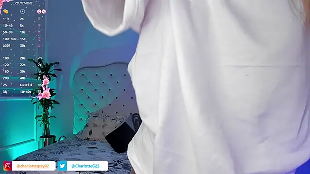 charlotte  grey online show from 17, 3, 2025