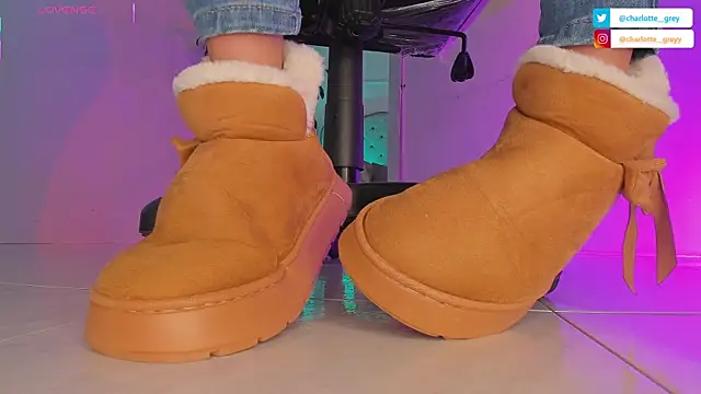 charlotte  grey online show from 30, 9, 2025