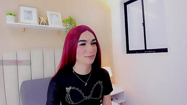 Mia thompson 19 online show from 30, 5, 2026