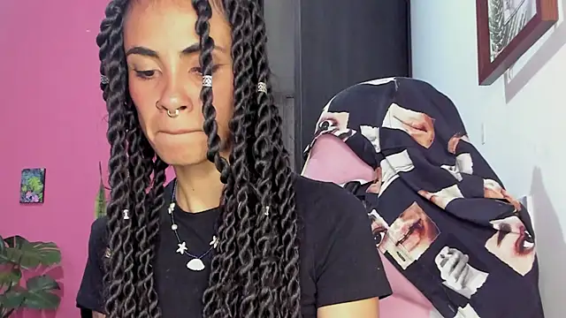 Juanadearco5 online show from 4, 1, 2025