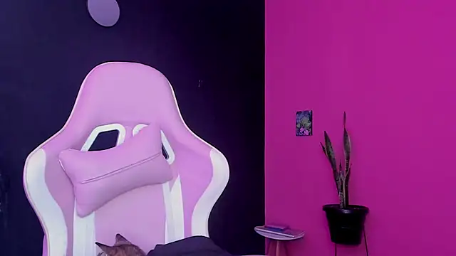 Juanadearco5 online show from 15, 1, 2025