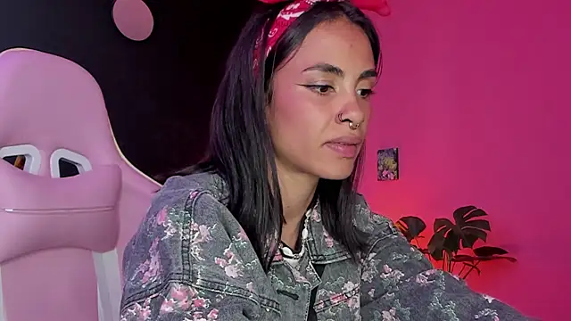 Juanadearco5 online show from 6, 2, 2025