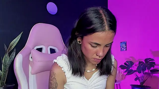 Juanadearco5 online show from 10, 2, 2025