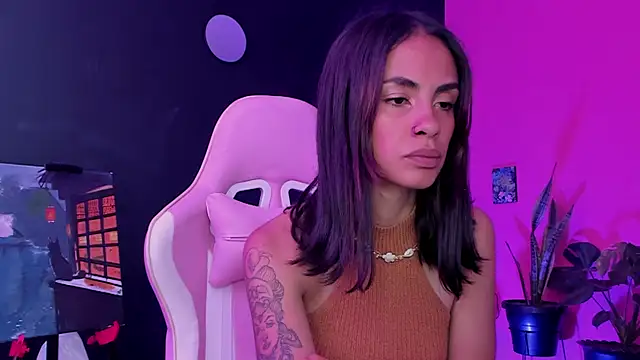 Juanadearco5 online show from 19, 2, 2025