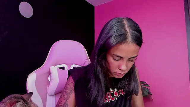 Juanadearco5 online show from 12, 3, 2025