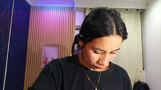 Snapshot of Cataleyalove_ADY chatting on 23, 10, 2025 Cataleyalove ADY online show from 23, 10, 2025