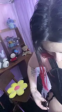 corallwells online show from 13, 12, 2025