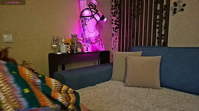 Snapshot of _SweetFox_ chatting on 30, 9, 2025  SweetFox  online show from 30, 9, 2025