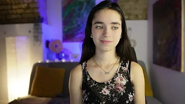 Gia Paige18 online show from 17, 12, 2024