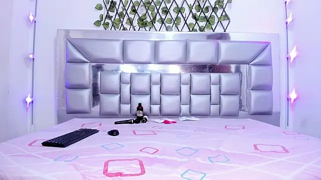 sweetebonny1 online show from 27, 2, 2026