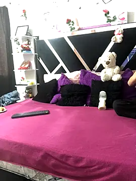 Snapshot of 1lovelygirls chatting on 18, 9, 2025 1lovelygirls online show from 18, 9, 2025