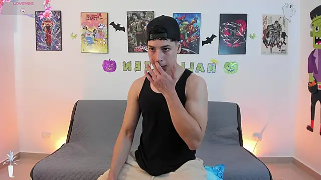 Snapshot of jonathanjoestar_ chatting on 24, 10, 2025 jonathanjoestar online show from 24, 10, 2025