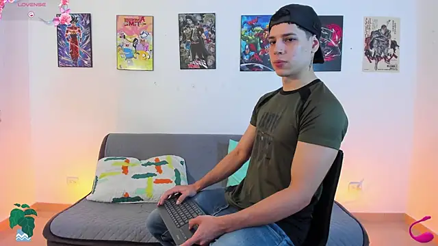 Snapshot of jonathanjoestar_ chatting on 23, 11, 2025 jonathanjoestar online show from 23, 11, 2025