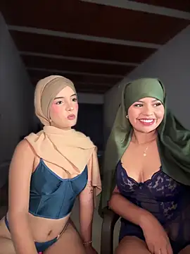 Snapshot of lalilamassu1 chatting on 15, 11, 2025 lalilamassu1 online show from 15, 11, 2025