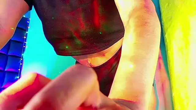 kuromi69 online show from 22, 12, 2024