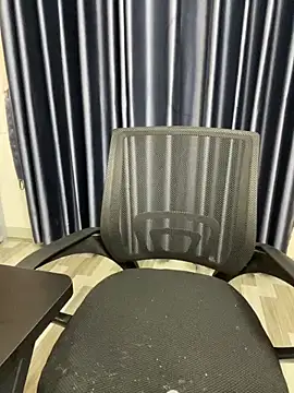 Snapshot of Louis_Baby chatting on 19, 12, 2024 Louis Baby online show from 19, 12, 2024