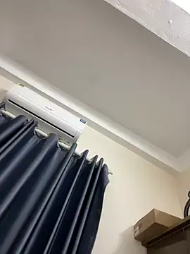 Snapshot of Louis_Baby chatting on 25, 2, 2025 Louis Baby online show from 25, 2, 2025