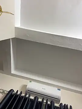 Snapshot of Louis_Baby chatting on 4, 3, 2025 Louis Baby online show from 4, 3, 2025