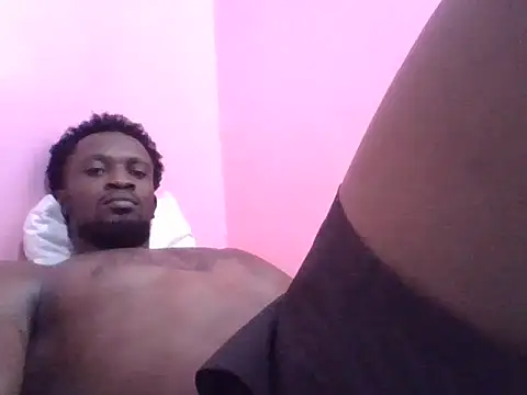 Snapshot of Tonedom chatting on 1, 11, 2025 Tonedom online show from 1, 11, 2025