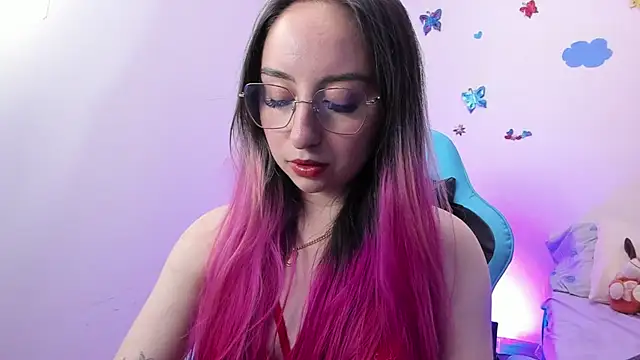 Julieta cott online show from 15, 1, 2025